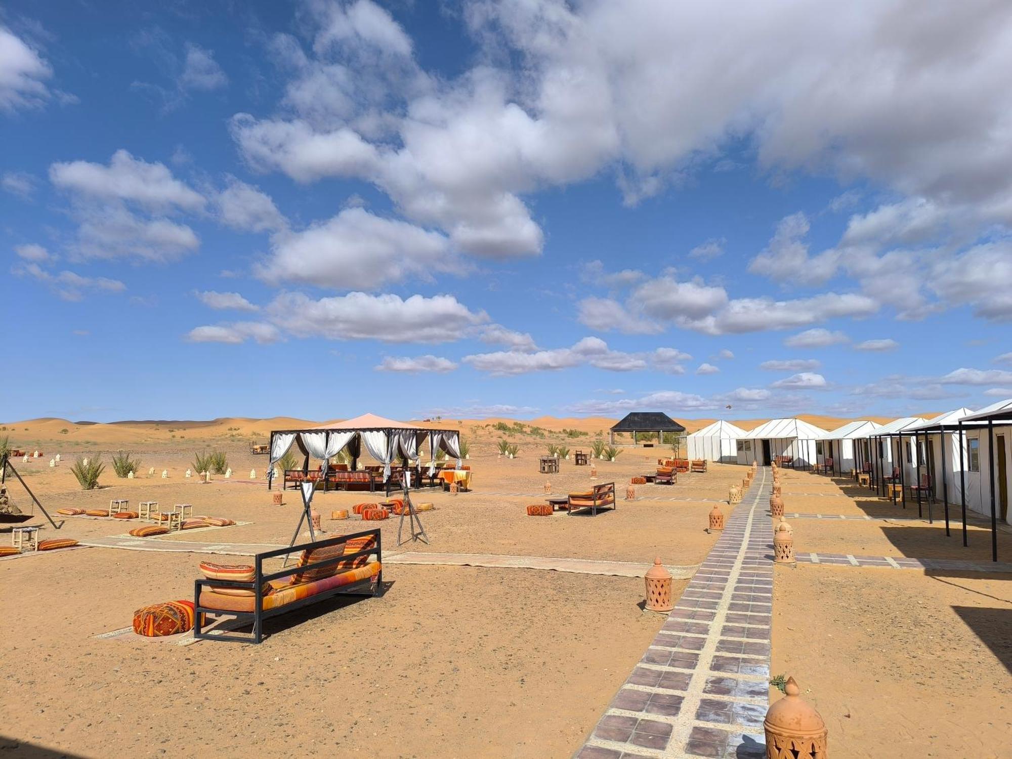 Hotel Luxury Bega Camp Merzouga Exterior foto